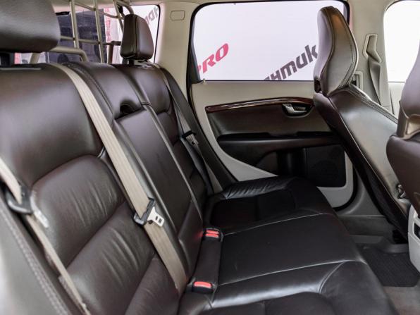 Volvo XC70 II с пробегом 2010 года, цена 1 395 000 рублей, 303833 км, универсал, Автокод Объявления