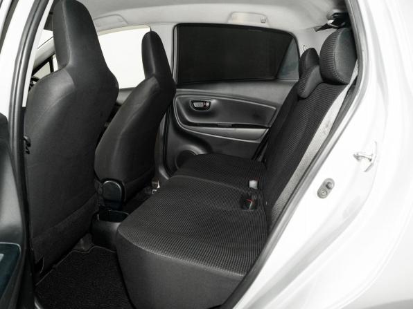 Toyota Vitz III (XP130) Рестайлинг 2 с пробегом 2018 года, цена 830 500 рублей, 108029 км, хэтчбек, Автокод Объявления