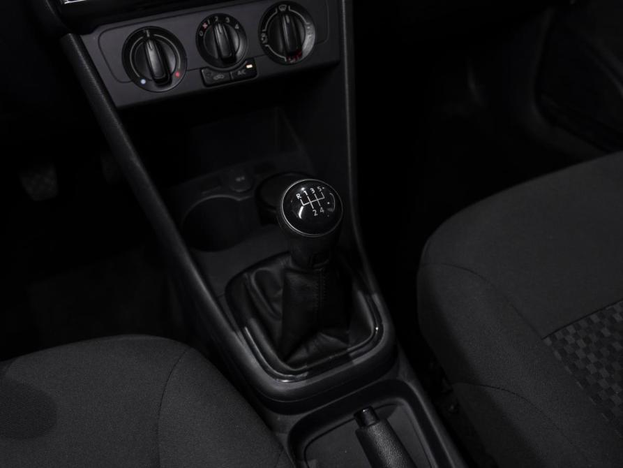 Volkswagen Polo V Рестайлинг Москва  - изображение 12