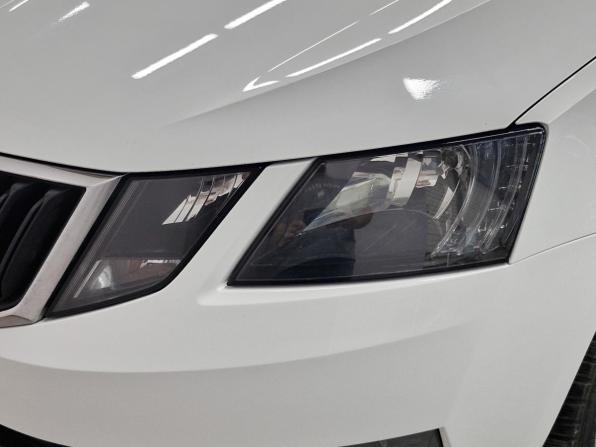 Skoda Octavia III (A7) Рестайлинг с пробегом 2019 года, цена 1 790 000 рублей, 79450 км, лифтбек, Автокод Объявления