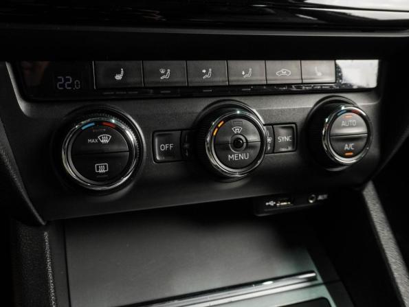 Skoda Octavia III (A7) с пробегом 2015 года, цена 1 349 000 рублей, 188125 км, лифтбек, Автокод Объявления