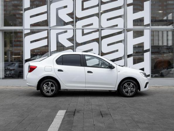 Renault Logan II Рестайлинг с пробегом 2019 года, цена 1 017 600 рублей, 32157 км, седан, Автокод Объявления