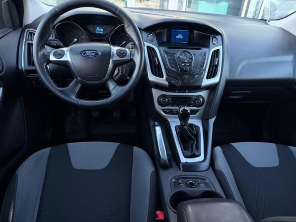 Ford Focus III с пробегом 2011 года, цена 550 000 рублей, 352244 км, хэтчбек, Автокод Объявления