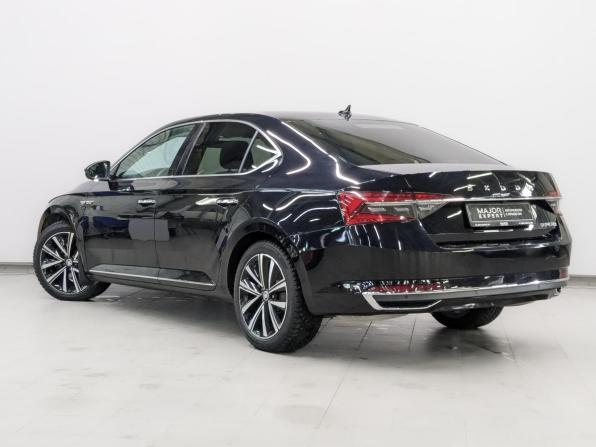Skoda Superb III Рестайлинг с пробегом 2025 года, цена 3 775 000 рублей, 19557 км, лифтбек, Автокод Объявления