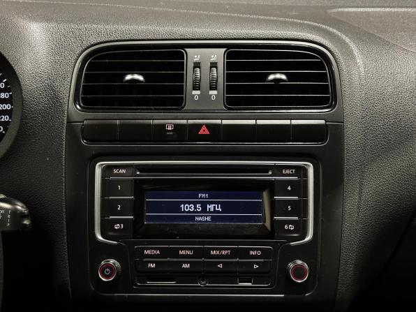 Volkswagen Polo V с пробегом 2013 года, цена 870 000 рублей, 86876 км, седан, Автокод Объявления
