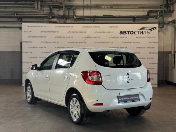 Renault Sandero II с пробегом 2015 года, цена 699 000 рублей, 161000 км, хэтчбек, Автокод Объявления