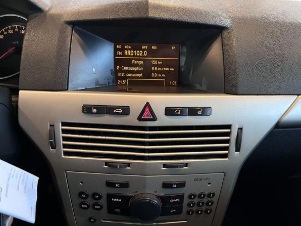 Opel Astra H Рестайлинг с пробегом 2008 года, цена 362 000 рублей, 301085 км, седан, Автокод Объявления