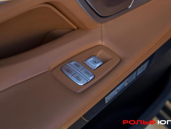 BMW 7 серии VI (G11/G12) с пробегом 2017 года, цена 3 428 000 рублей, 180350 км, седан, Автокод Объявления
