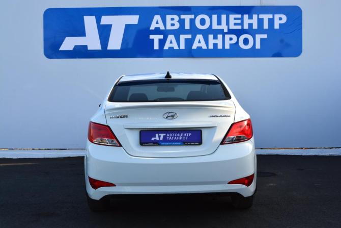 Hyundai Solaris I Рестайлинг с пробегом 2015 года, цена 975 000 рублей, 155000 км, седан, Автокод Объявления