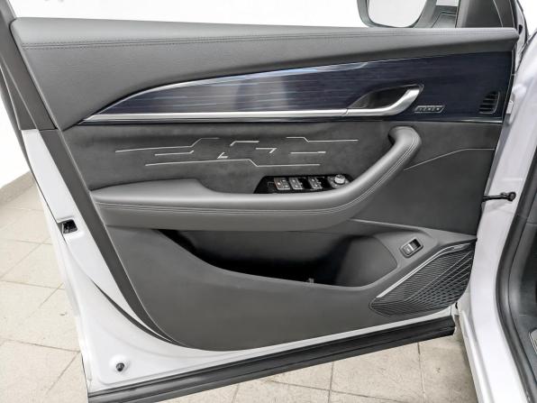 Geely Monjaro I с пробегом 2025 года, цена 3 890 000 рублей, 10643 км, внедорожник, Автокод Объявления