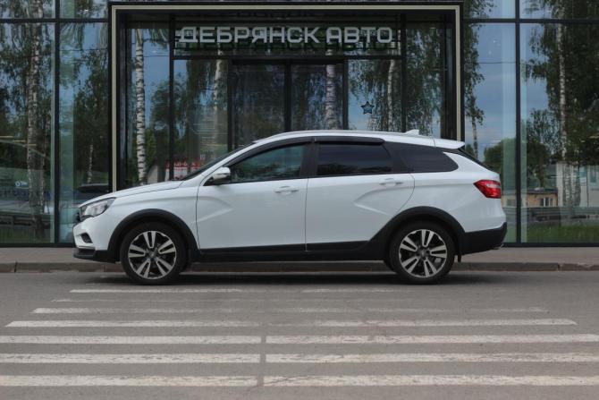 Lada (ВАЗ) Vesta I с пробегом 2022 года, цена 1 350 000 рублей, 72438 км, универсал, Автокод Объявления