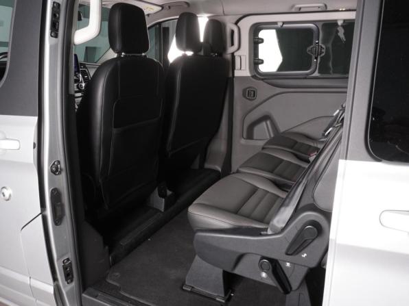 Ford Tourneo Custom I Рестайлинг с пробегом 2021 года, цена 4 365 000 рублей, 64835 км, минивэн, Автокод Объявления