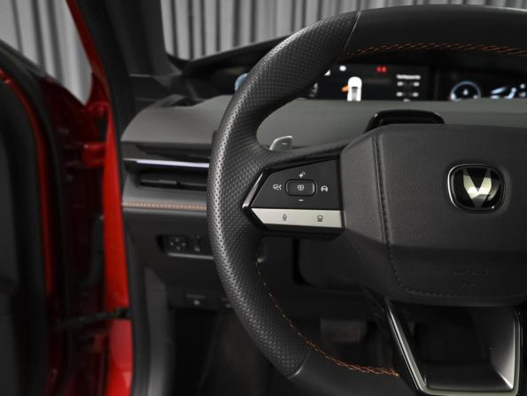 Changan UNI-V I с пробегом 2024 года, цена 2 598 000 рублей, 32186 км, лифтбек, Автокод Объявления