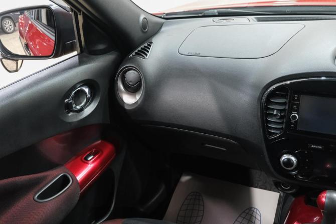 Nissan Juke I Рестайлинг с пробегом 2019 года, цена 1 619 000 рублей, 182067 км, внедорожник, Автокод Объявления