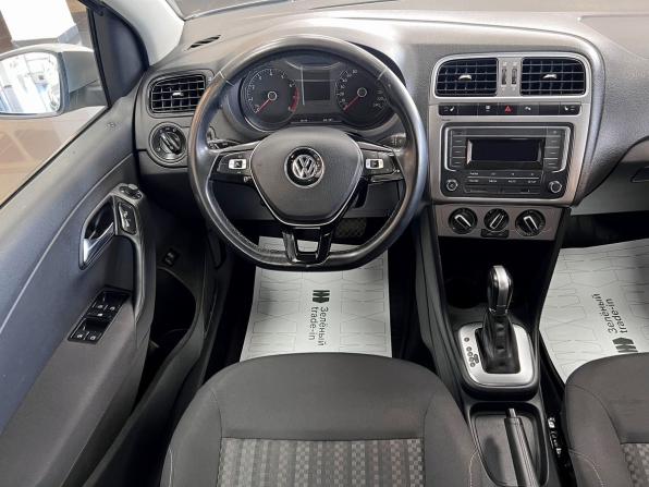 Volkswagen Polo V Рестайлинг с пробегом 2019 года, цена 1 330 000 рублей, 82423 км, седан, Автокод Объявления