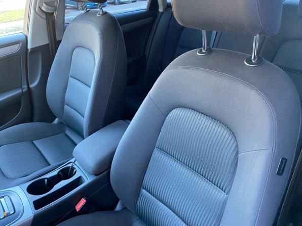 Audi A4 IV (B8) Рестайлинг с пробегом 2012 года, цена 1 059 000 рублей, 219630 км, седан, Автокод Объявления