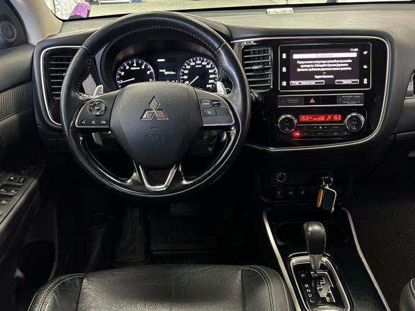 Mitsubishi Outlander III Рестайлинг 3 с пробегом 2019 года, цена 2 499 000 рублей, 120720 км, внедорожник, Автокод Объявления