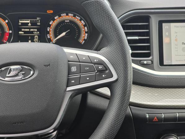 Lada (ВАЗ) Vesta I Рестайлинг (NG) с пробегом 2023 года, цена 1 299 000 рублей, 59389 км, седан, Автокод Объявления