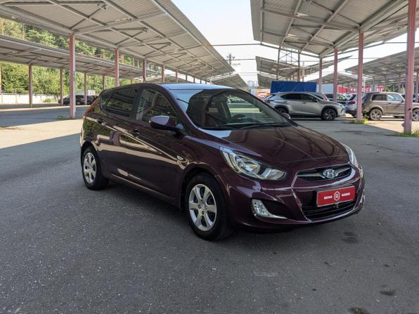 Hyundai Solaris I с пробегом 2012 года, цена 909 900 рублей, 50600 км, хэтчбек, Автокод Объявления