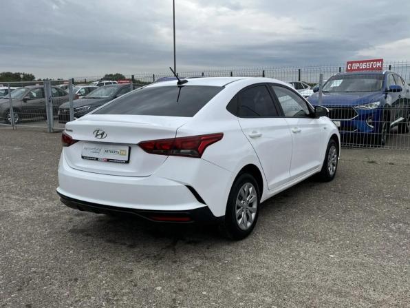 Hyundai Solaris II Рестайлинг с пробегом 2022 года, цена 1 622 183 рубля, 80115 км, седан, Автокод Объявления