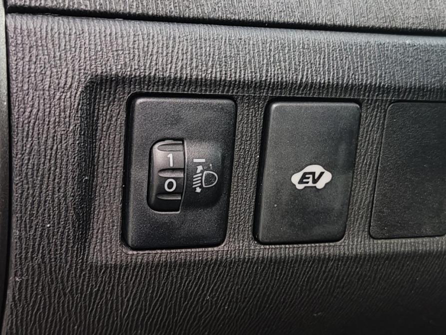 Toyota Prius II Рестайлинг (XW20) Барнаул  - изображение 28