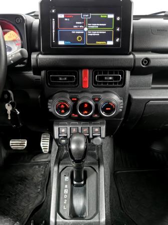 Suzuki Jimny IV с пробегом 2020 года, цена 2 399 000 рублей, 105583 км, внедорожник, Автокод Объявления