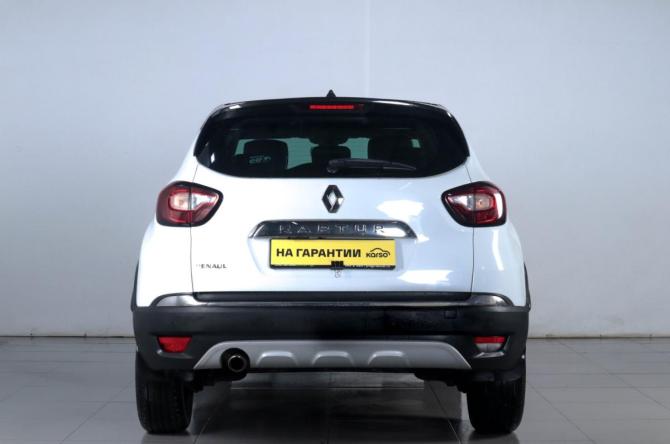Renault Kaptur I с пробегом 2016 года, цена 1 359 000 рублей, 100149 км, внедорожник, Автокод Объявления