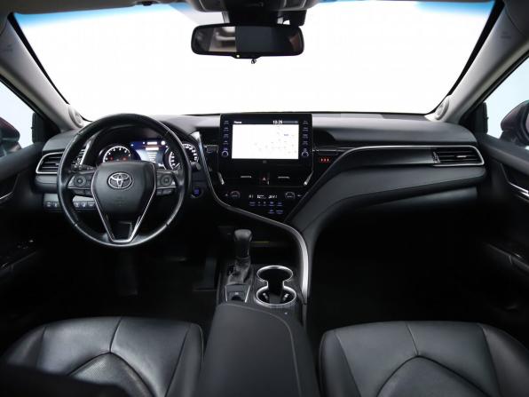 Toyota Camry VIII (XV70) Рестайлинг с пробегом 2021 года, цена 2 970 000 рублей, 137099 км, седан, Автокод Объявления