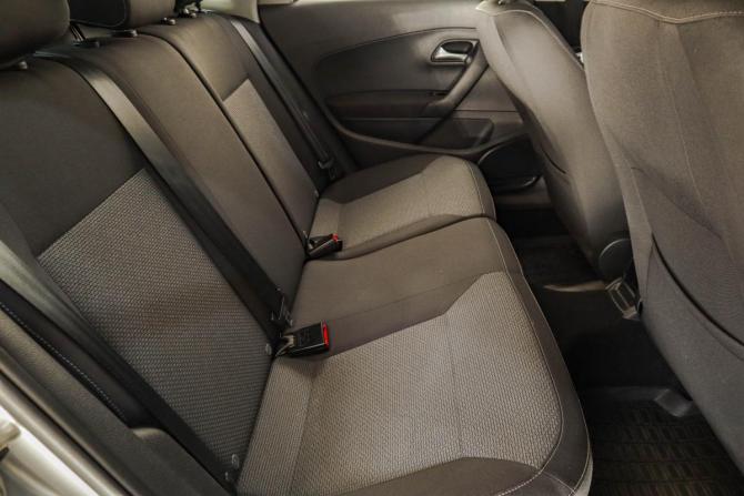 Volkswagen Polo V Рестайлинг с пробегом 2018 года, цена 1 529 000 рублей, 85600 км, седан, Автокод Объявления