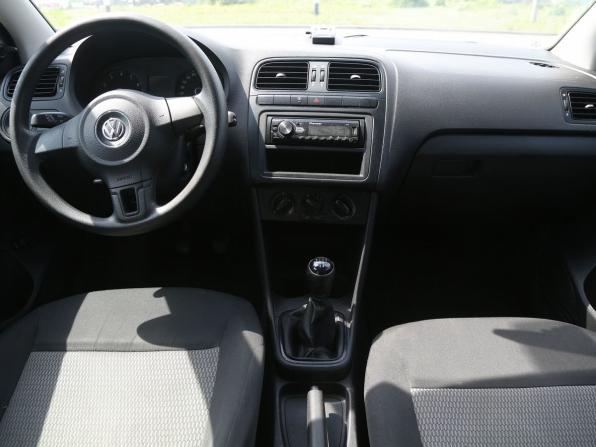 Volkswagen Polo V с пробегом 2013 года, цена 820 000 рублей, 136000 км, седан, Автокод Объявления