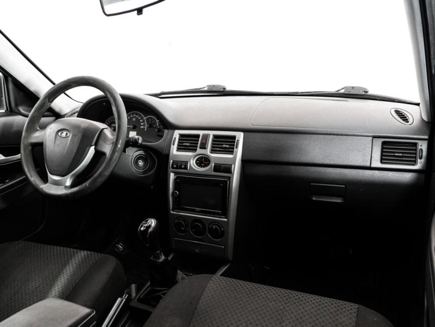 Lada (ВАЗ) Priora I Санкт-Петербург  - изображение 9