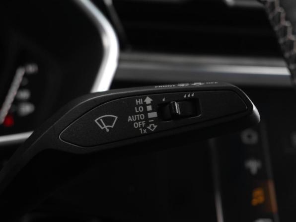 Audi Q3 Sportback II (F3) с пробегом 2021 года, цена 4 499 000 рублей, 50119 км, внедорожник, Автокод Объявления