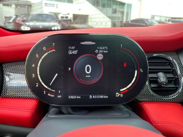 Mini Hatch III (F55/F56) Рестайлинг 2 с пробегом 2021 года, цена 3 849 000 рублей, 31823 км, хэтчбек, Автокод Объявления