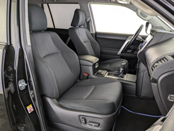 Toyota Land Cruiser Prado 150 Series Рестайлинг 2 с пробегом 2019 года, цена 4 650 000 рублей, 153000 км, внедорожник, Автокод Объявления