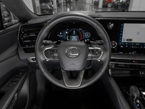 Lexus RX V с пробегом 2025 года, цена 7 400 000 рублей, 5371 км, внедорожник, Автокод Объявления