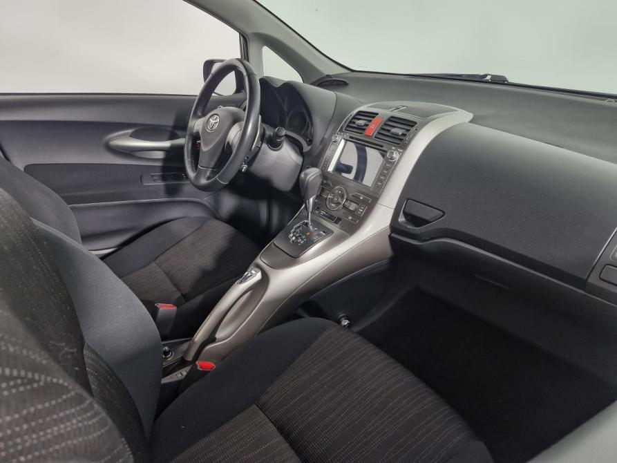 Toyota Auris I Нижний Новгород  - изображение 10