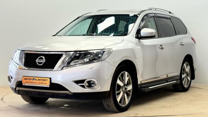 Nissan Pathfinder IV с пробегом 2015 года, цена 1 750 000 рублей, 151034 км, внедорожник, Автокод Объявления