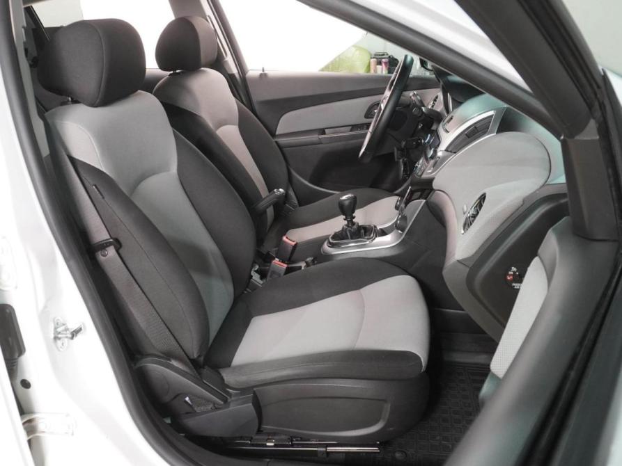 Chevrolet Cruze I Рестайлинг Воронеж  - изображение 8