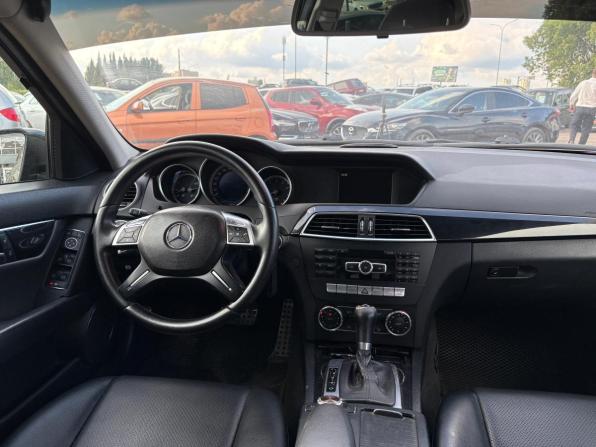 Mercedes-Benz C-Класс III (W204) Рестайлинг с пробегом 2012 года, цена 1 134 000 рублей, 232963 км, седан, Автокод Объявления