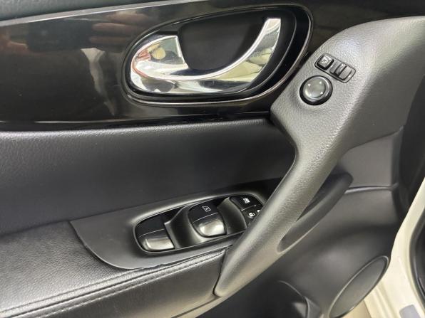 Nissan Qashqai II с пробегом 2017 года, цена 1 430 000 рублей, 171000 км, внедорожник, Автокод Объявления