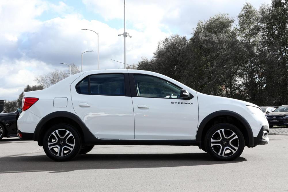 Renault Logan II Рестайлинг Москва  - изображение 4