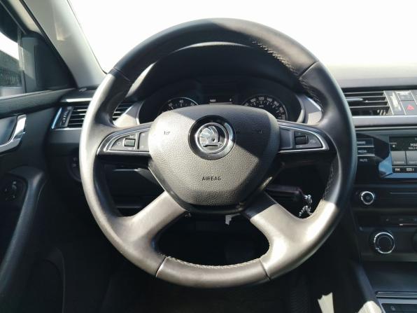 Skoda Octavia III (A7) с пробегом 2014 года, цена 949 000 рублей, 219161 км, лифтбек, Автокод Объявления