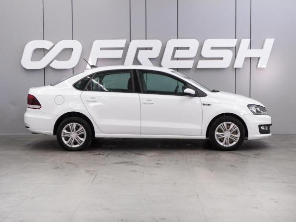 Volkswagen Polo V Рестайлинг с пробегом 2019 года, цена 1 325 000 рублей, 80123 км, седан, Автокод Объявления