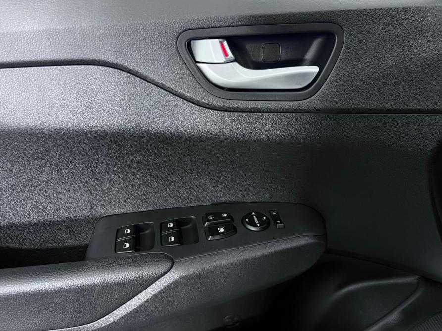 Hyundai Solaris II Рестайлинг Ростов-на-Дону  - изображение 17