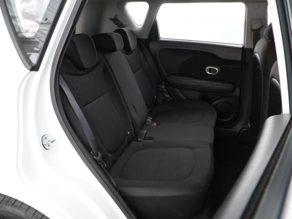 Kia Soul II с пробегом 2015 года, цена 1 299 046 рублей, 124141 км, хэтчбек, Автокод Объявления
