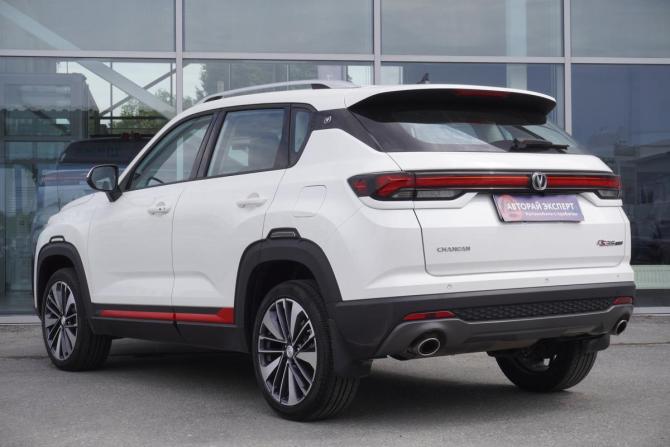 Changan CS35 Plus I Рестайлинг с пробегом 2023 года, цена 1 999 000 рублей, 20730 км, внедорожник, Автокод Объявления