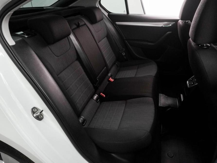 Skoda Octavia III (A7) Воронеж  - изображение 7