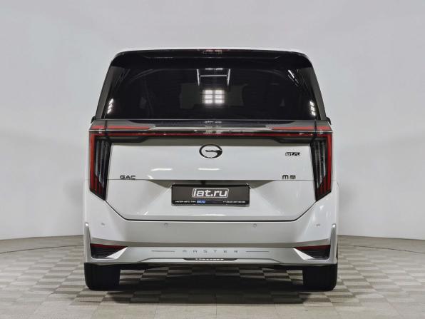 GAC M8 с пробегом 2024 года, цена 5 149 000 рублей, 7773 км, минивэн, Автокод Объявления