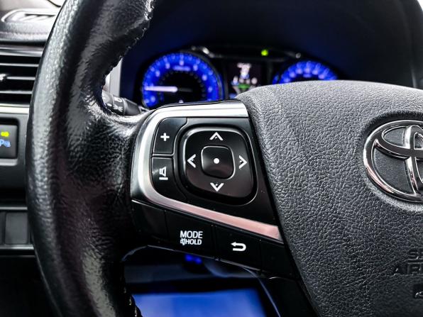 Toyota Camry VII (XV50) Рестайлинг 2 с пробегом 2018 года, цена 2 400 000 рублей, 142951 км, седан, Автокод Объявления