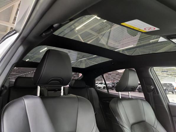 Toyota Camry IX (XV80) China Market с пробегом 2024 года, цена 3 745 000 рублей, 20496 км, седан, Автокод Объявления